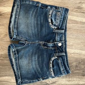 Grace in LA shorts, youth size 16